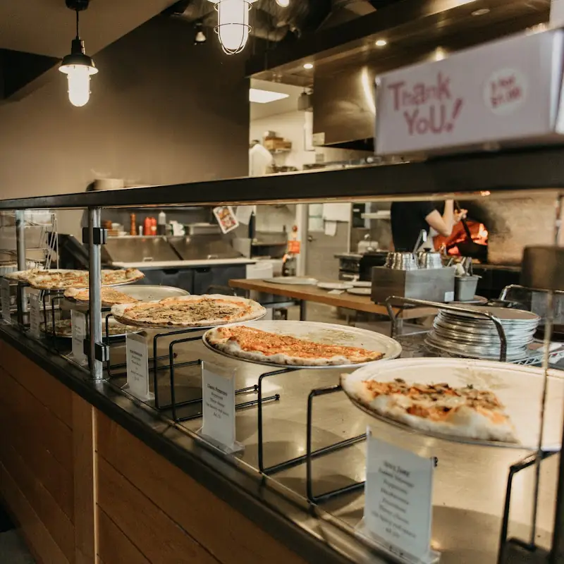 Versalia Pizza Kendall Yards