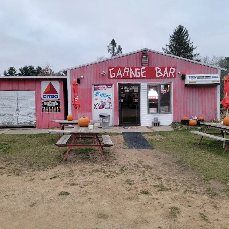 Famous Garage Bar