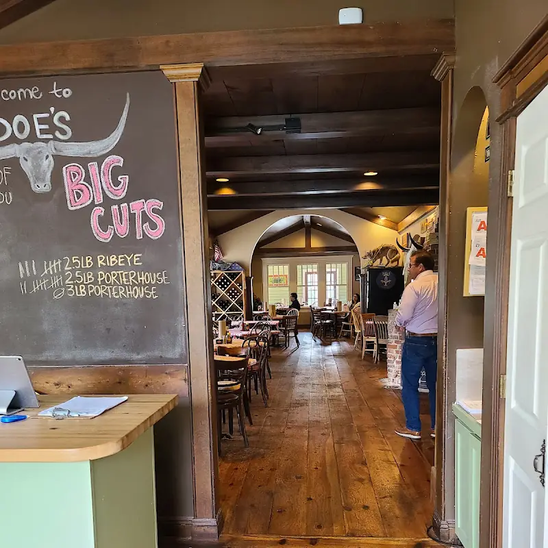 Doe's Eat Place