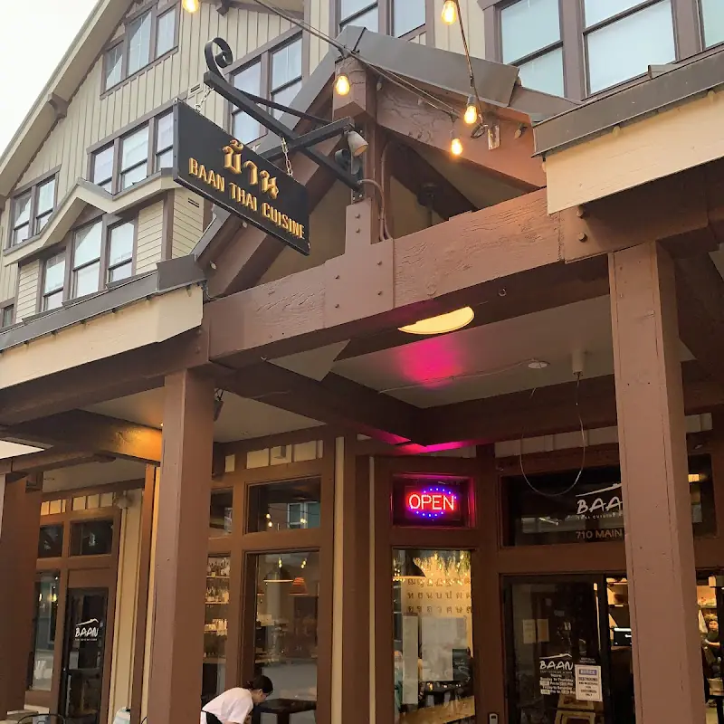 Baan Thai Cuisine & Bar