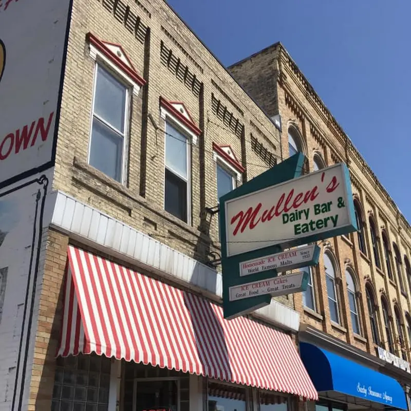 Mullen's Dairy Bar - Watertown