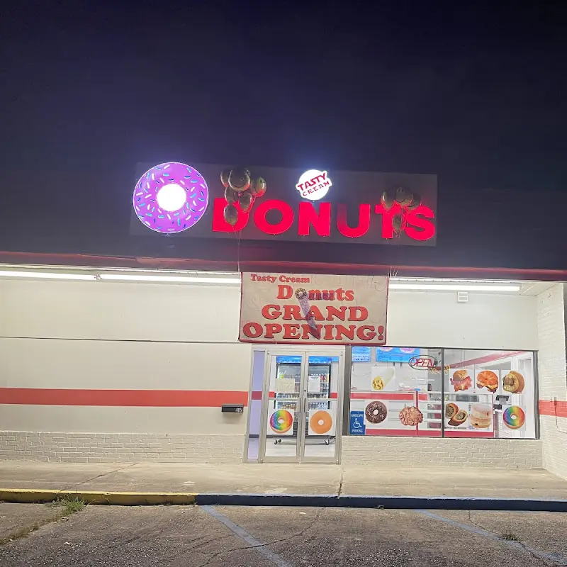 Tasty Cream Donuts , Coffee , Smoothie & More