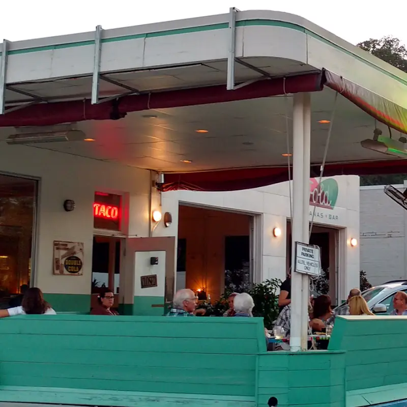 The Fold | Botanas & Bar