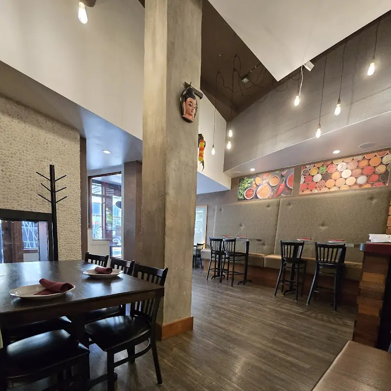 Curry Bar & Grill