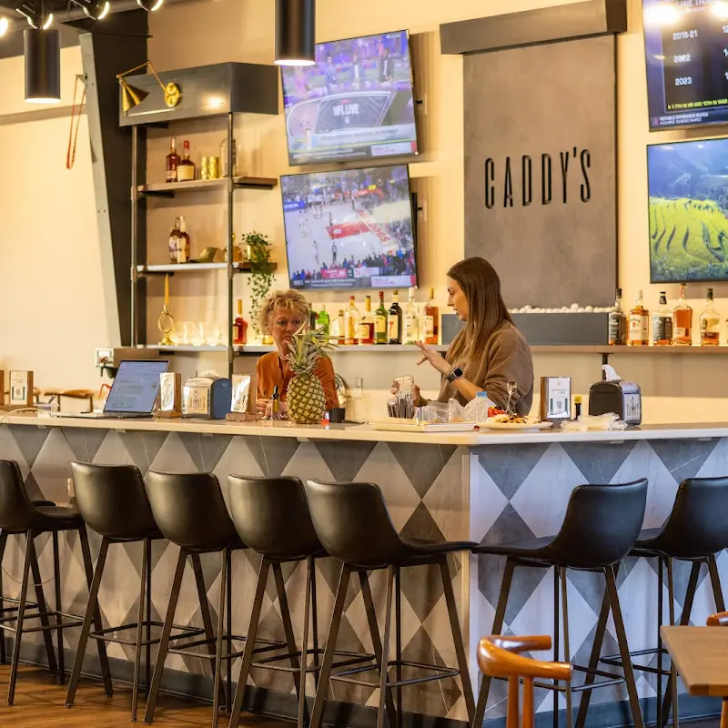 Caddy's Golf Lounge & Craft Eatery