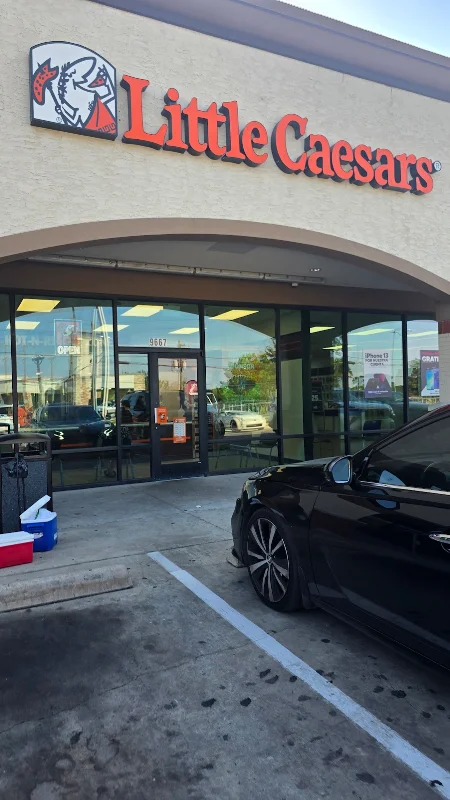 Little Caesars Pizza