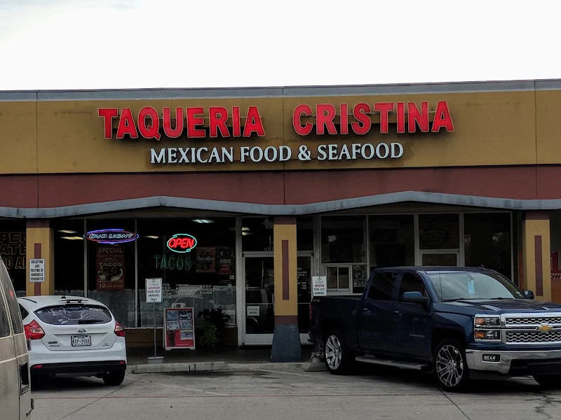 Tacos de Camarones (shrimp tacos)