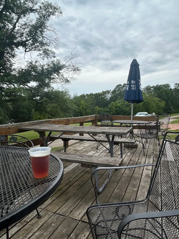 Spider Lake Saloon & Grill