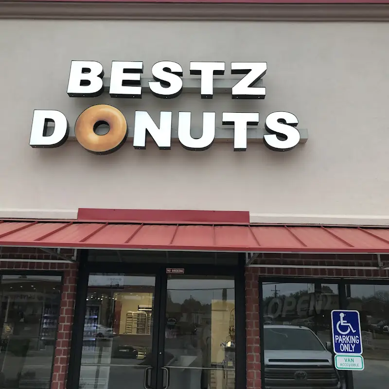 Bestz donuts of Forsythe