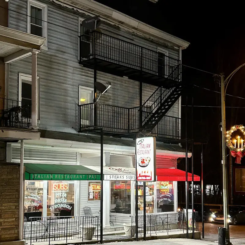 Sal's Pizza & Family Restaurant