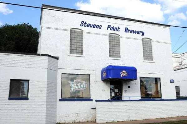 Stevens Point Brewery | Tap Room & Gift Shop