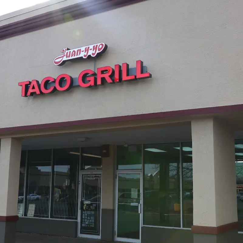 Juan y Yo Taco Grill