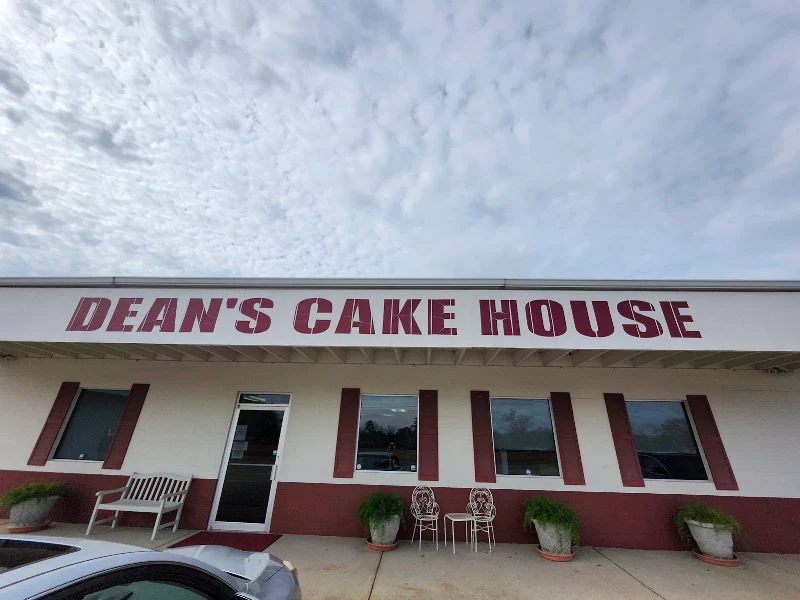 Dean's Cake House