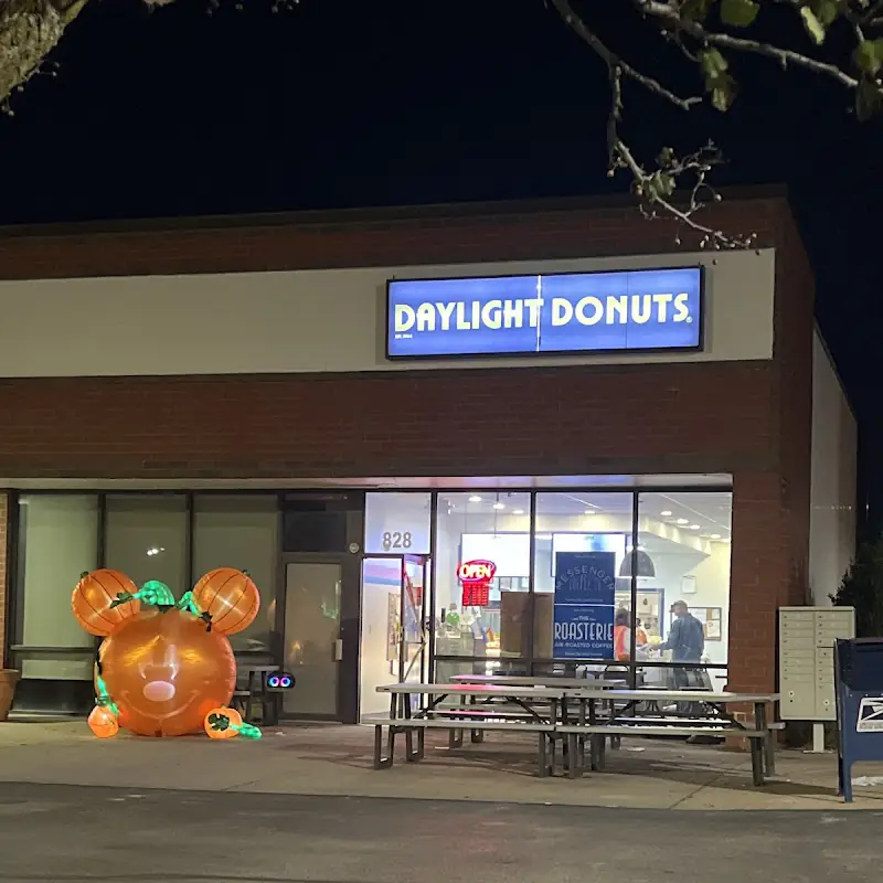 Daylight Donuts - Gardner