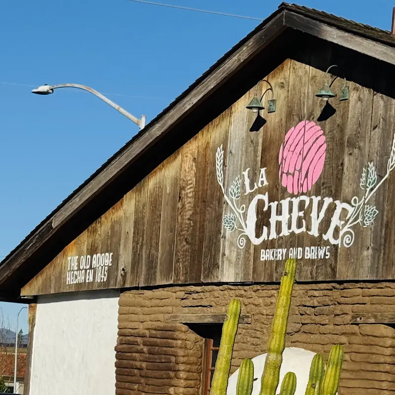 La Cheve Bakery and Brews