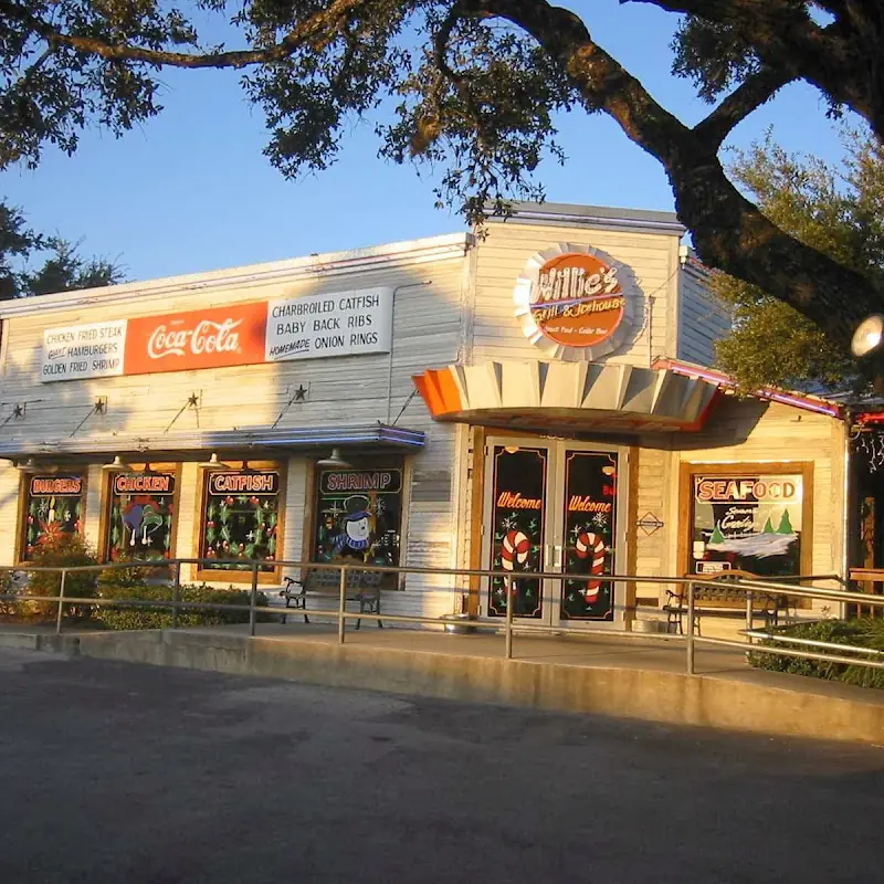 Willie's Grill & Icehouse