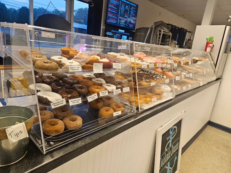 Dockside Donuts & 52Nrg