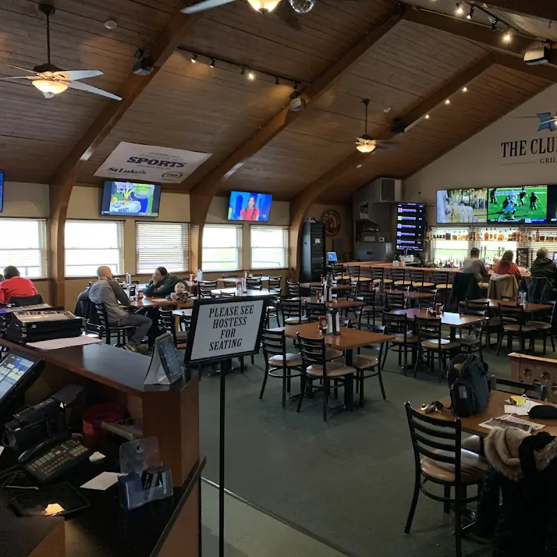 The Clubhouse Grille