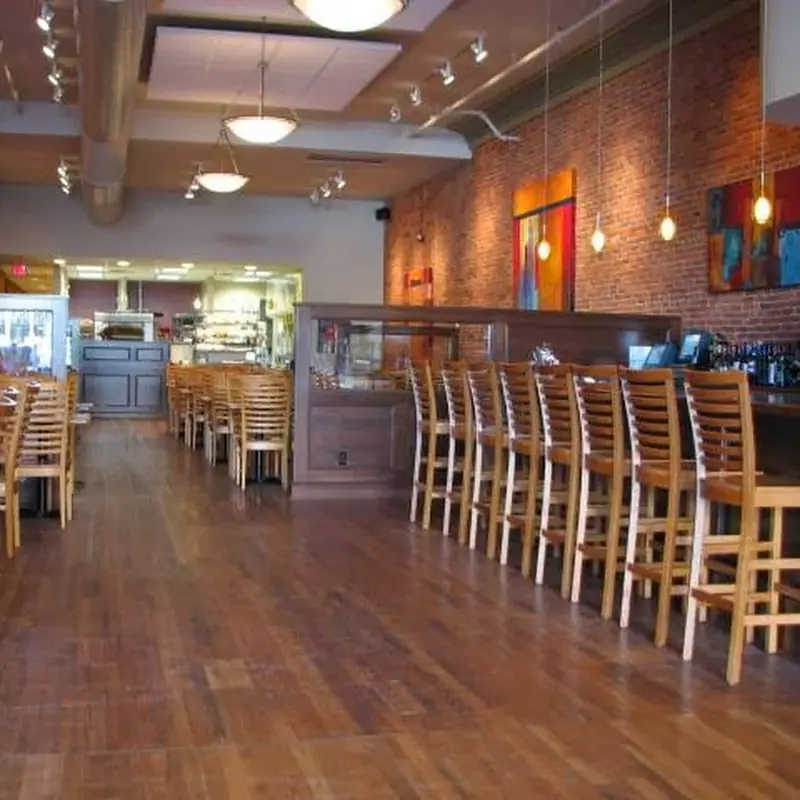 Broken Rocks Café & Bakery