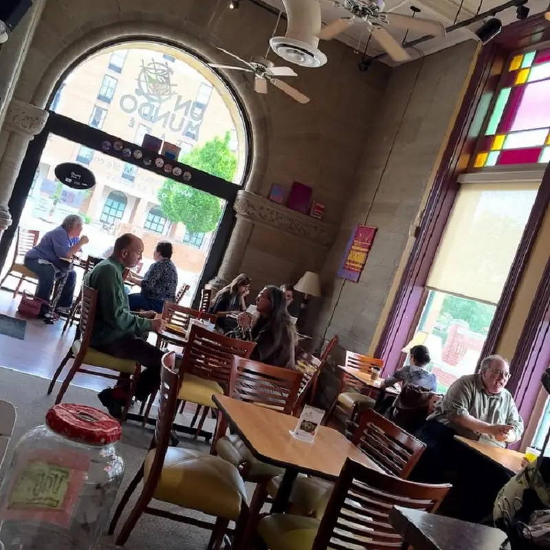 Un Mundo Café