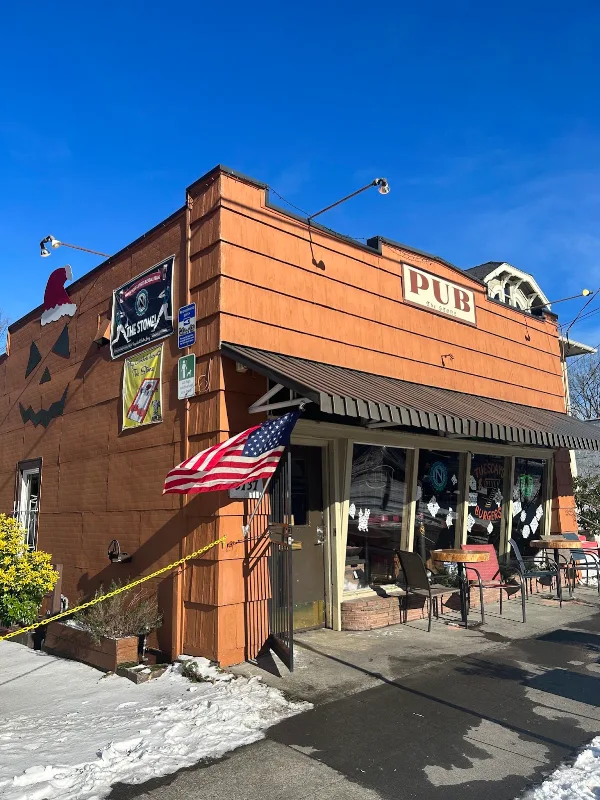 Gladstone Street Pub (The Stone)