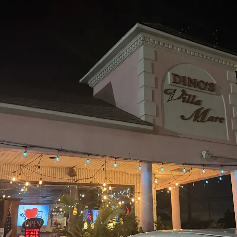 Dino's Villa Mare