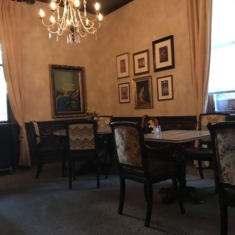 Sister's American Grill