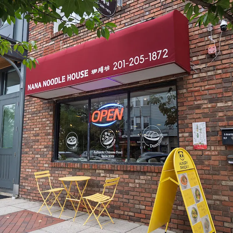Nana Noodle House