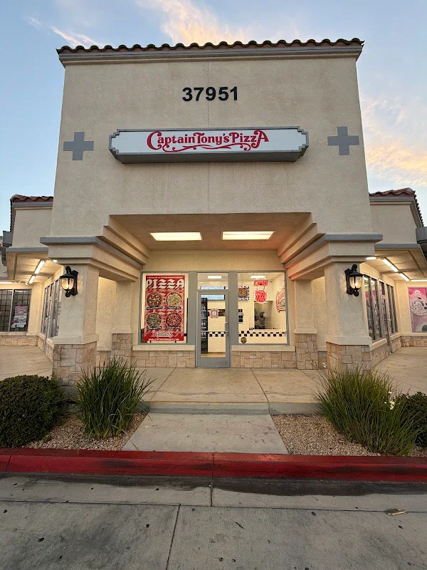 Captain Tony's Pizza Palmdale