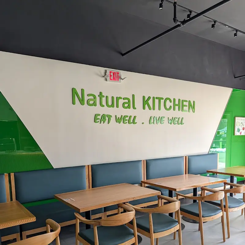Natural Kitchen Wilton