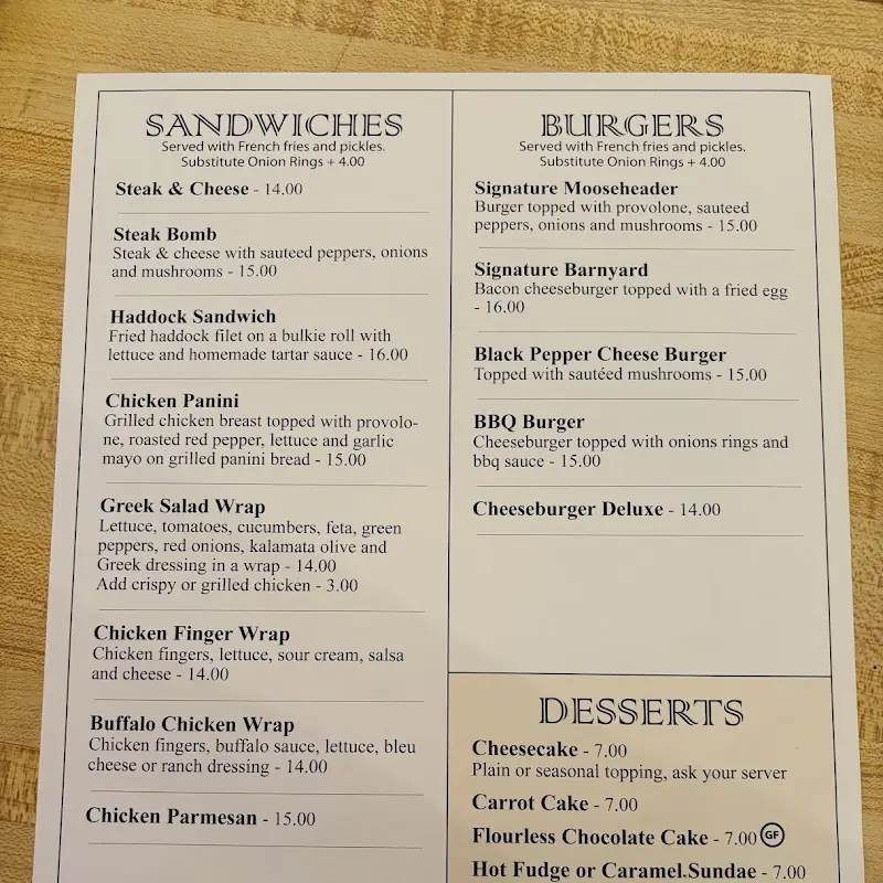 Trailside restaurant and loungy bar at Leisure life resort