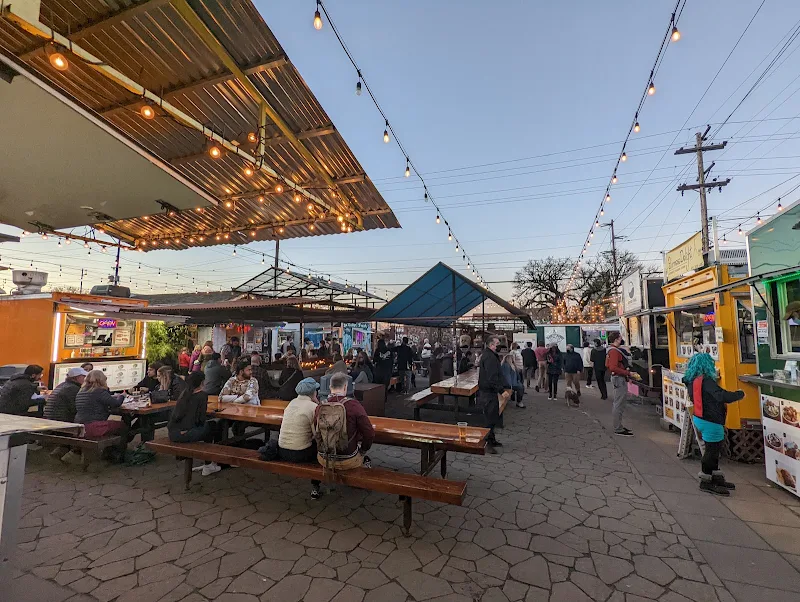 Hawthorne Asylum Food Cart Pod