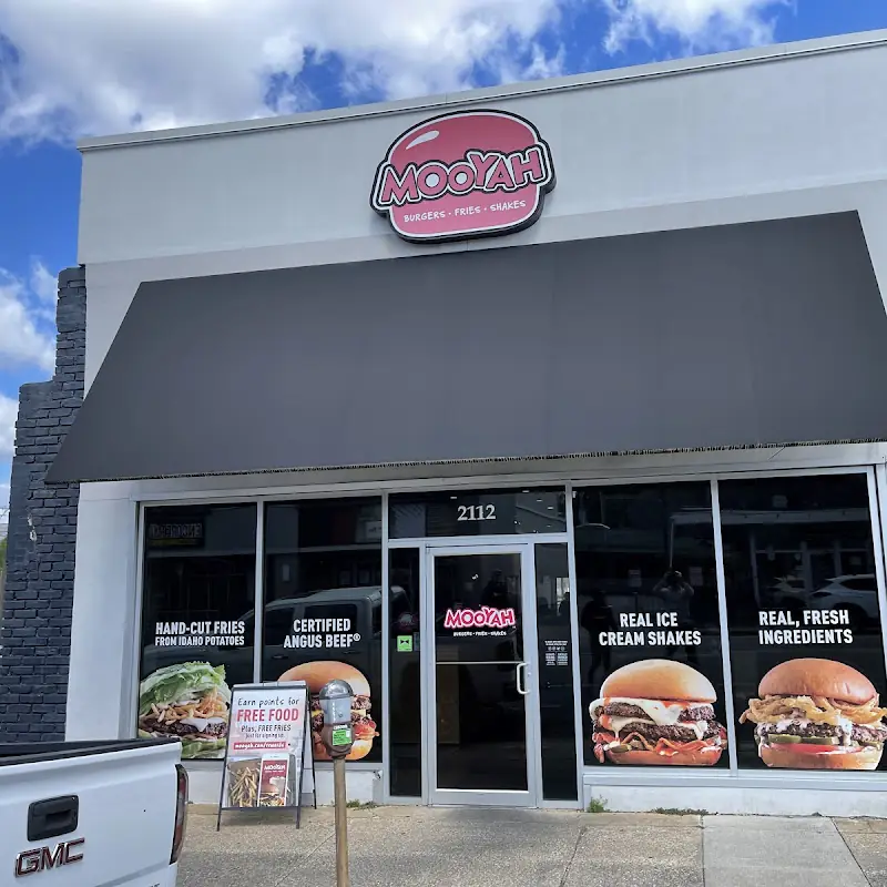 MOOYAH Burgers, Fries & Shakes