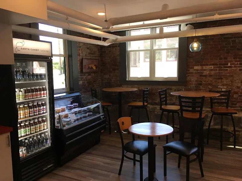 Earth Flow Studio & Cafe