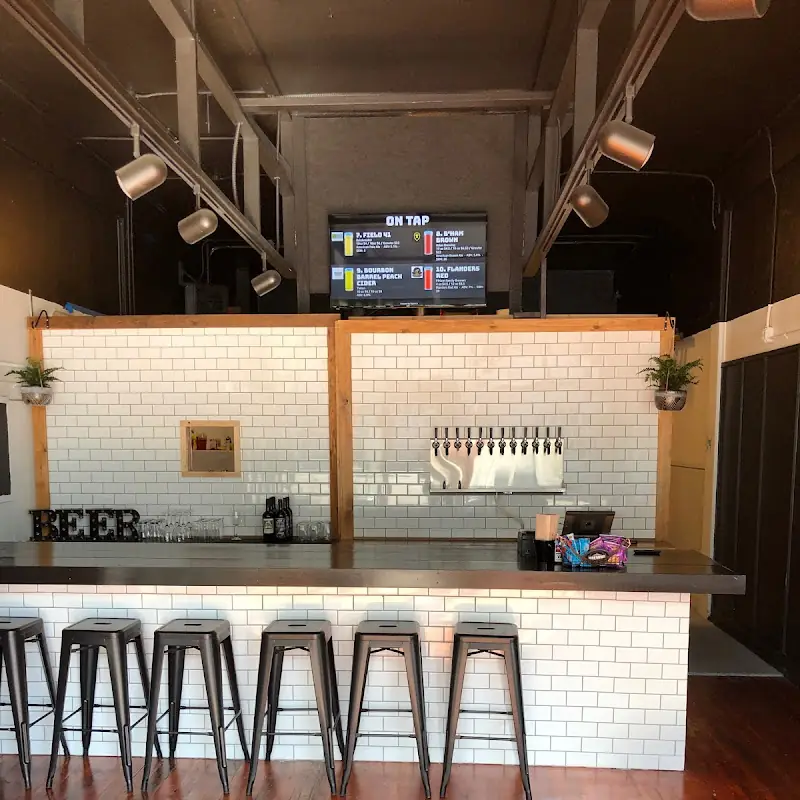 Angeles Taproom
