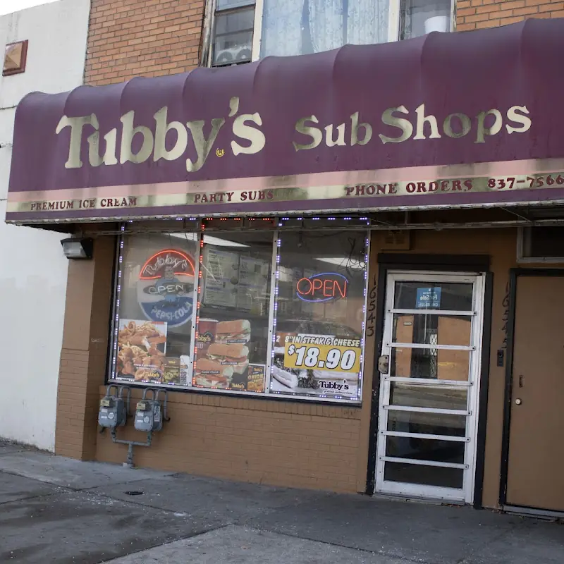 Tubby Sauce Cup (side)