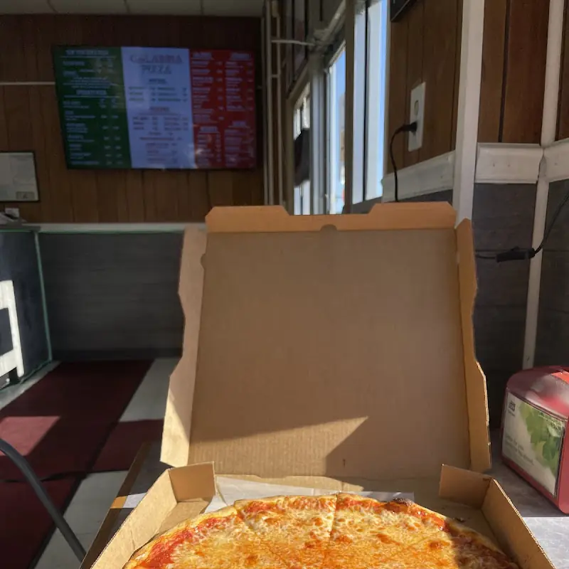 Calabria Pizza