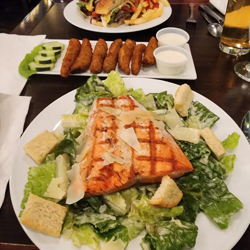 Hilton Bar and Grille
