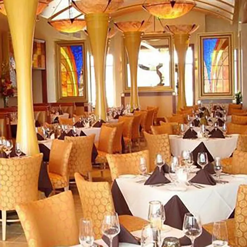 Eddie Merlot's