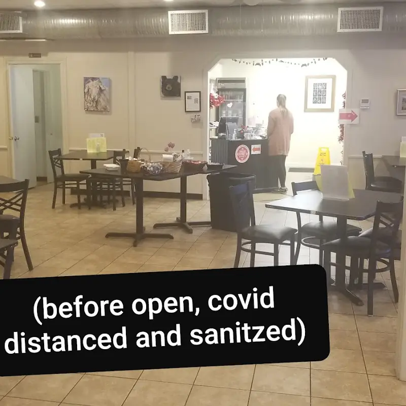Harvest Cafe & Bakery