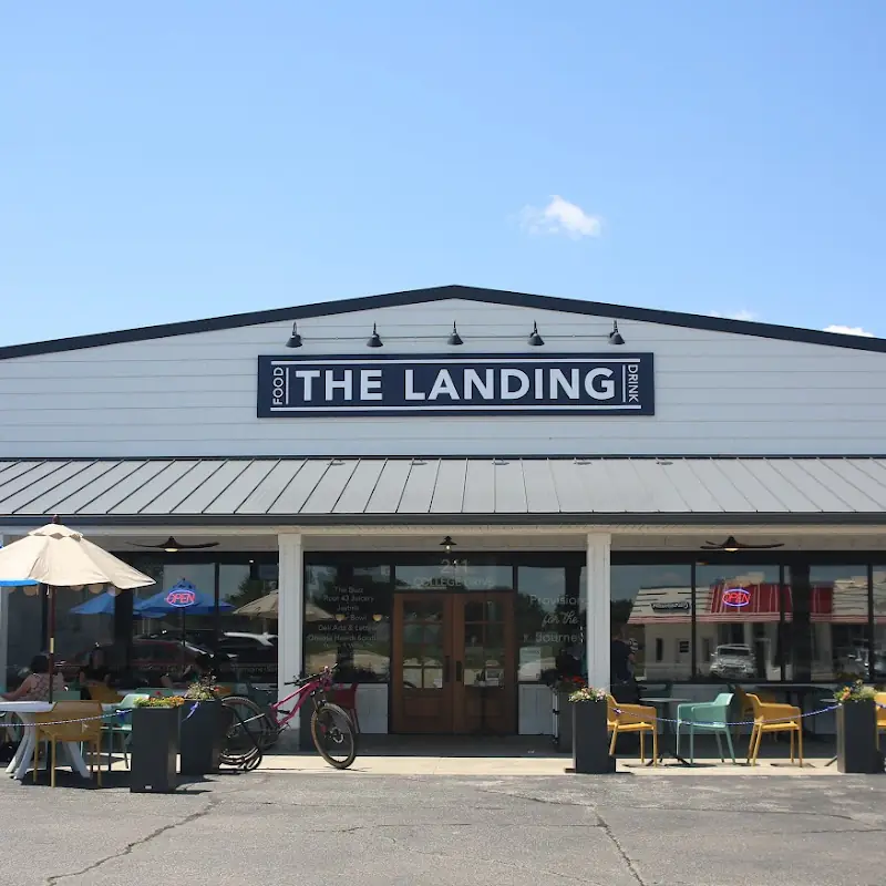 The Landing Market