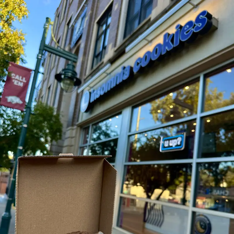 Insomnia Cookies