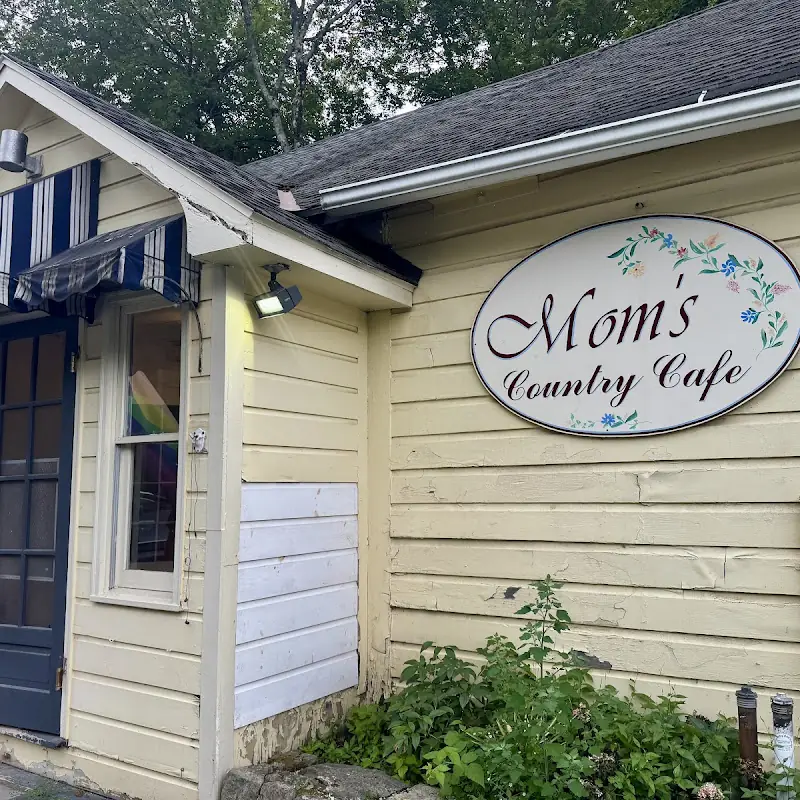 Mom's Country Cafe