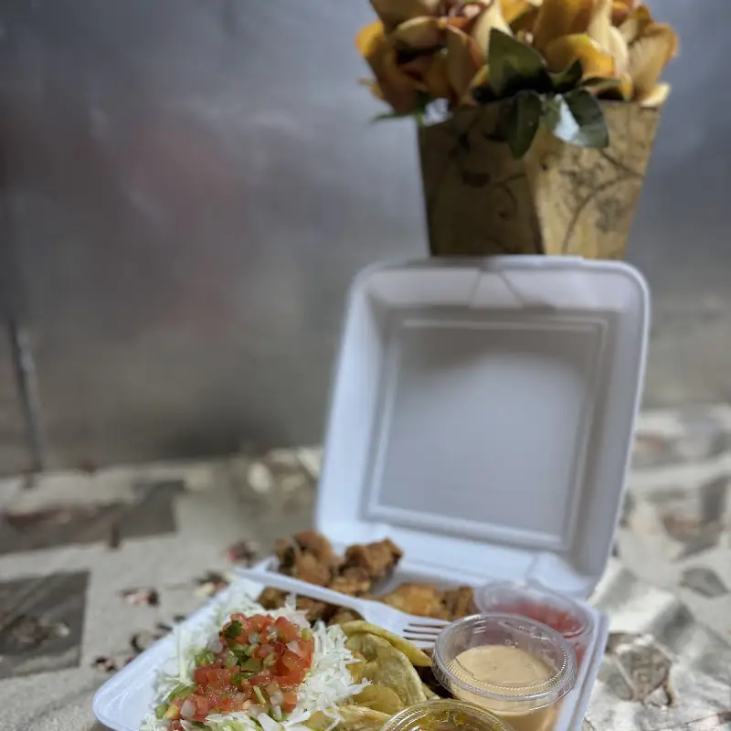 Herrera’s Restaurant Sabor Centroamericano