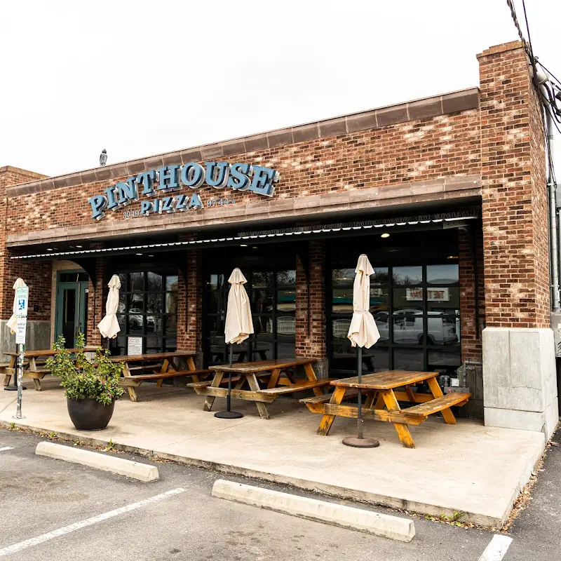 Pinthouse Pizza