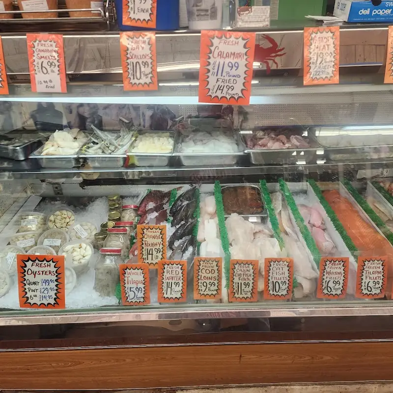 Alex's Seafood Restaurant & Retail Located in The New Castle Farmers Market