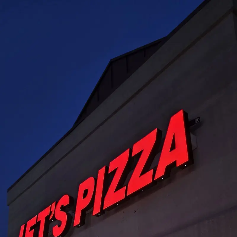Jet's Pizza