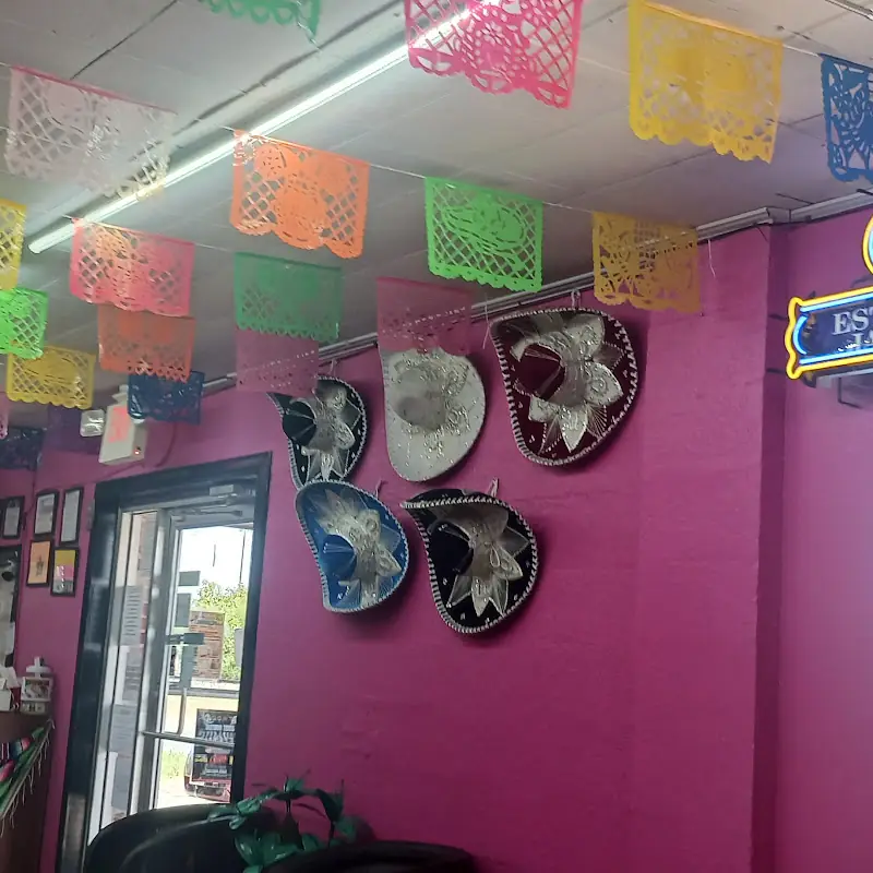 Las Tapatias Mexican Cafe