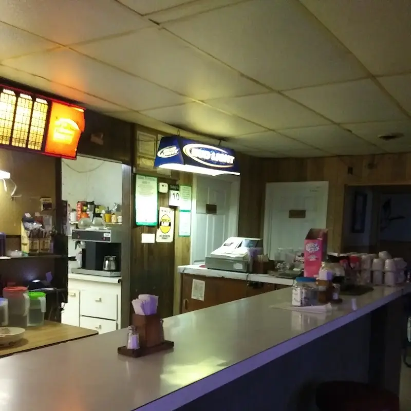 Elaine's Tavern & Cafe