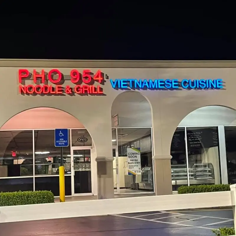Phở 954 Noodle & Grill